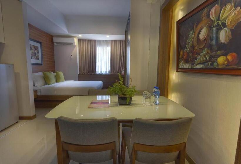 Номер Премиум, Valero Grand Suites By Swissbel