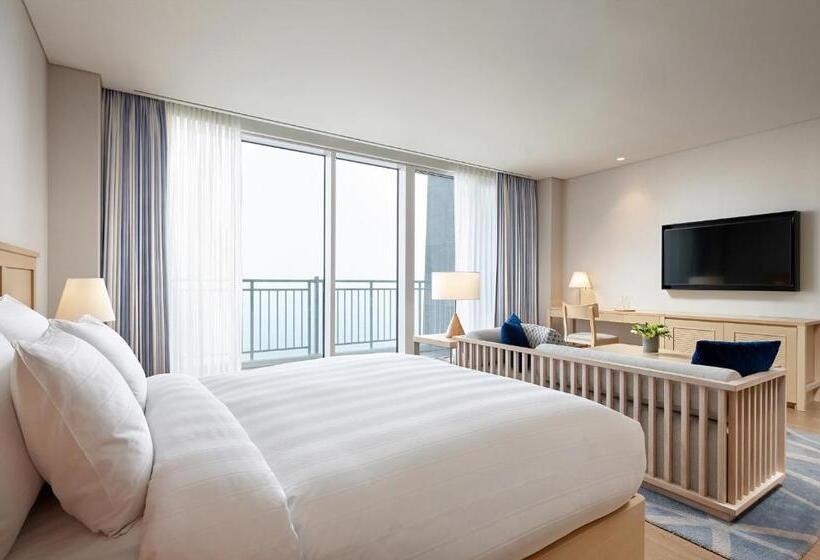 Номер Deluxe, Lotte Resort Sokcho