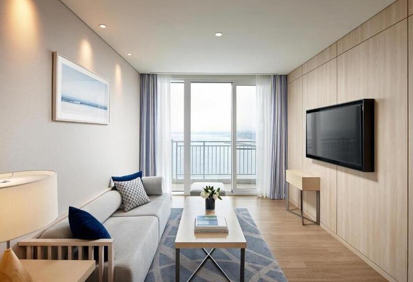 Люкс Superior, Lotte Resort Sokcho