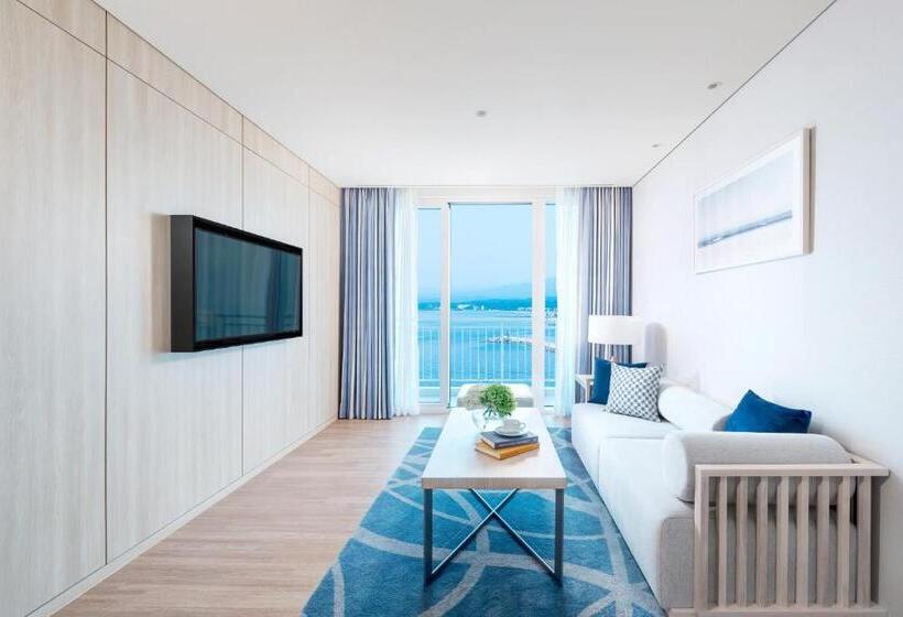 Люкс Superior, Lotte Resort Sokcho