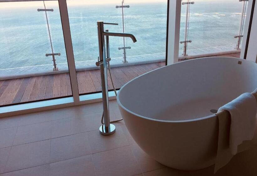 Люкс Повышенной Комфортности, Lotte Resort Sokcho