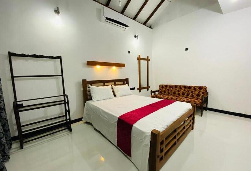 Номер Стандарт Вид на Сад, Sigiri Holiday Bungalow