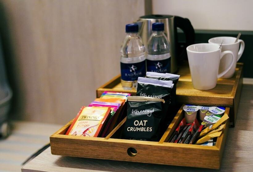 חדר סטנדרט, Southgate Hotel London