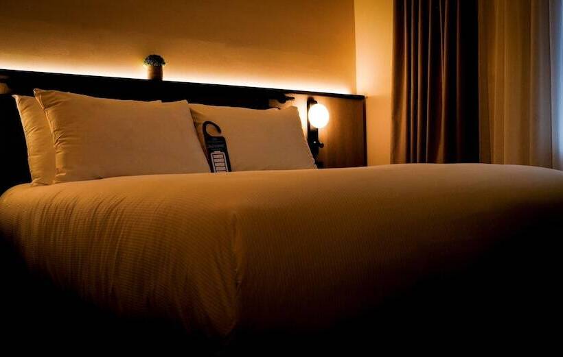 スーペリアールーム, Southgate Hotel London