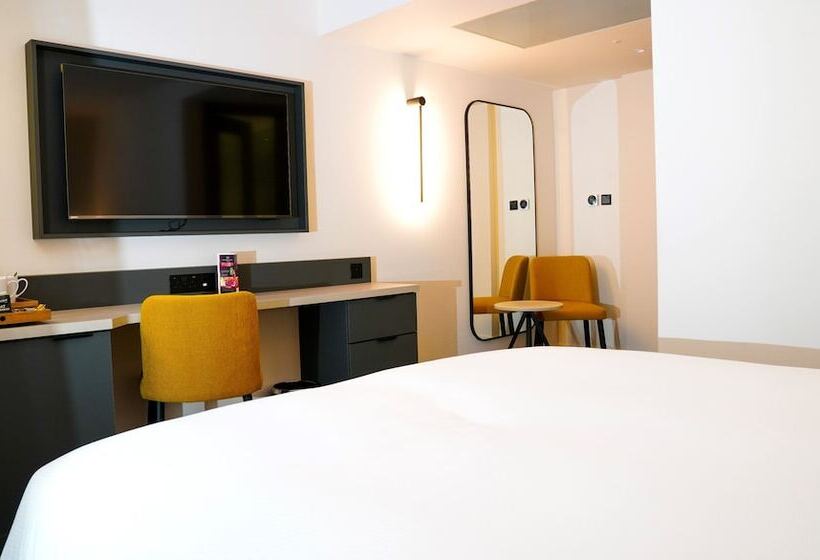 スーペリアールーム, Southgate Hotel London