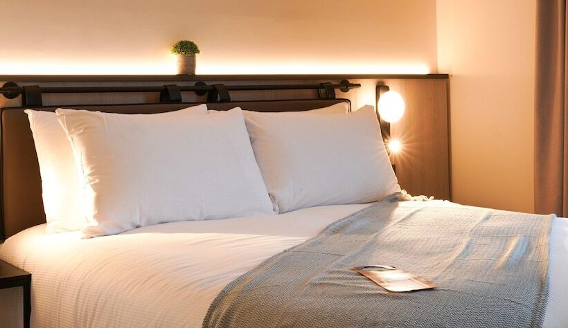 スーペリアールーム, Southgate Hotel London