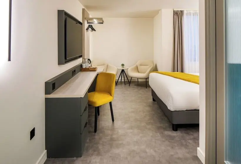 スーペリアールーム, Southgate Hotel London