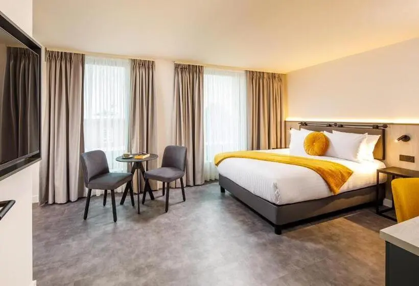キングサイドベッドのスタンダードワンルーム, Southgate Hotel London