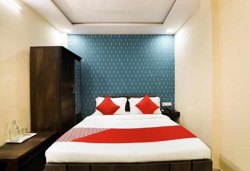 اتاق استاندارد, Oyo Hotel Sunrise