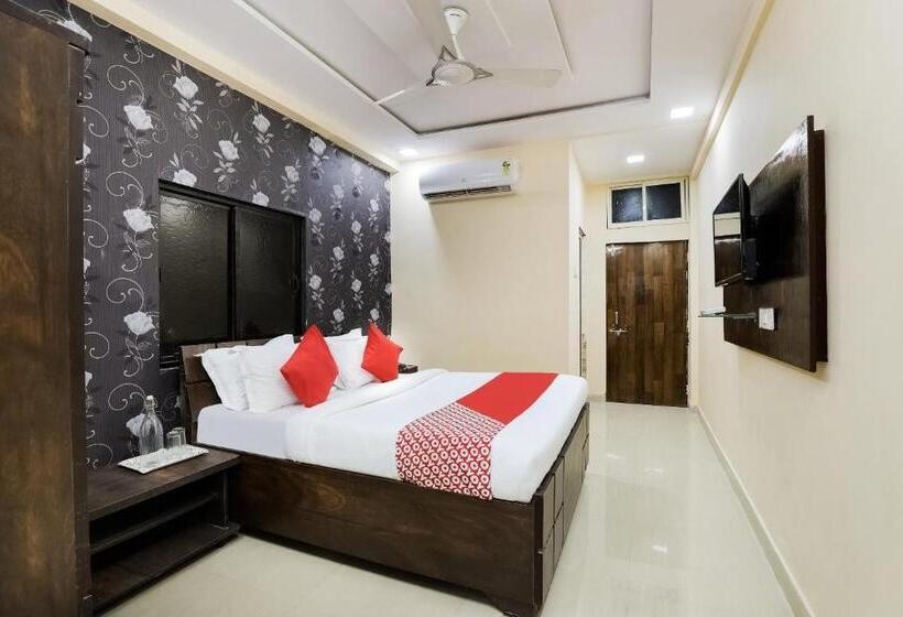 اتاق استاندارد, Oyo Hotel Sunrise