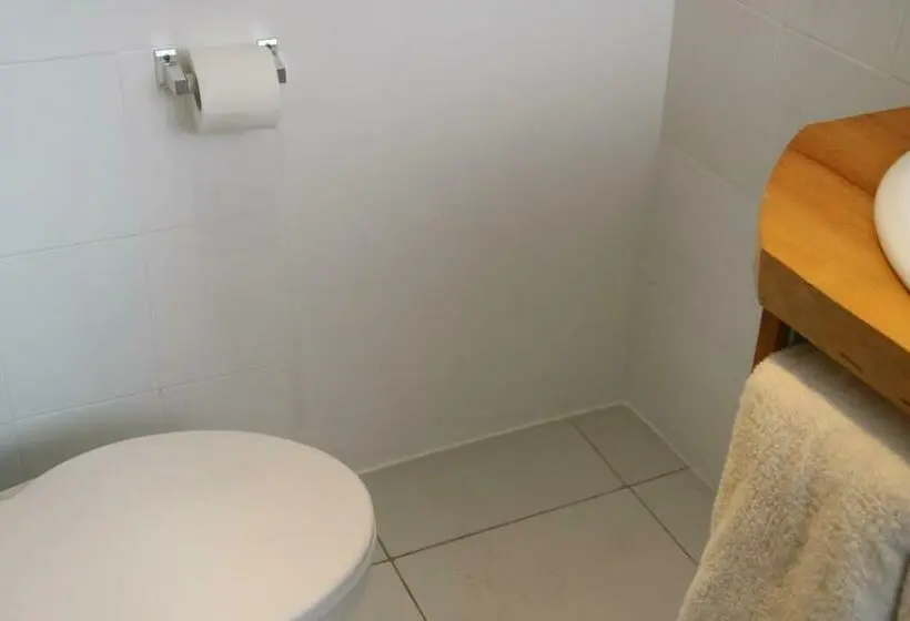 اتاق استاندارد با بالکن, Hospedaje Los Ponchos