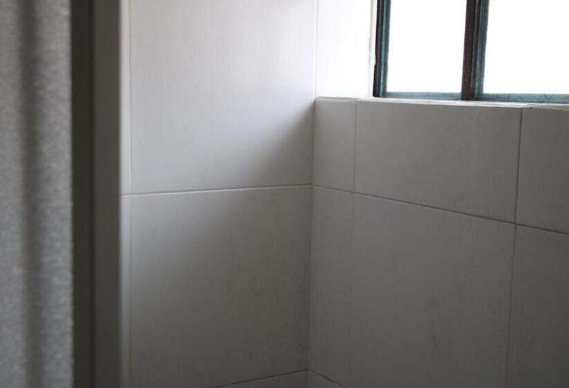 חדר סטנדרט עם מרפסת, Hospedaje Los Ponchos