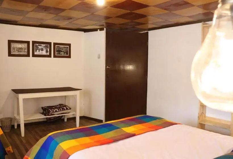 اتاق استاندارد با بالکن, Hospedaje Los Ponchos