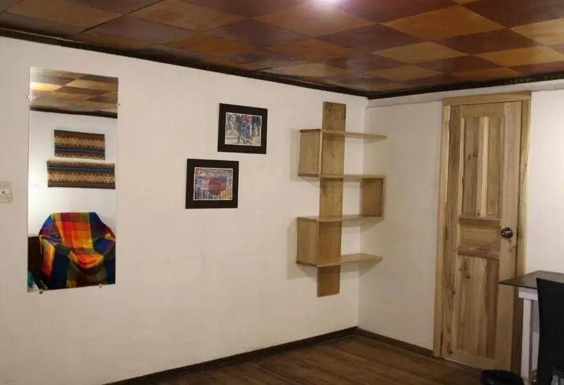 اتاق استاندارد, Hospedaje Los Ponchos