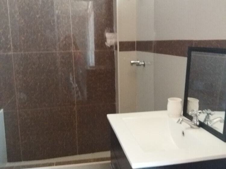 غرفة عادية خماسية, Amaris Hotel   Hostel