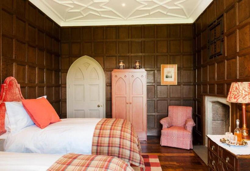 חדר סופריור נוף לגינה, The North Wing   Combermere Abbey