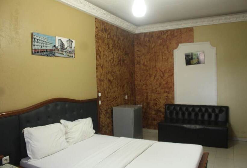 اتاق لوکس, Complexe Hotelier St Elie