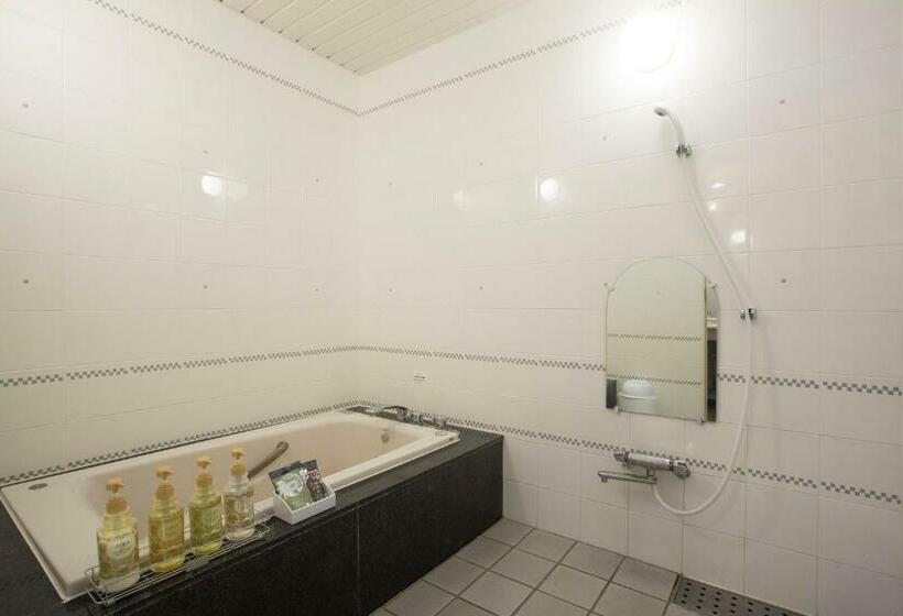 غرفة قياسية, Cooju Fukui