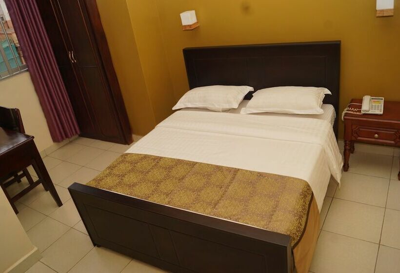 اتاق استاندارد, Diamonds