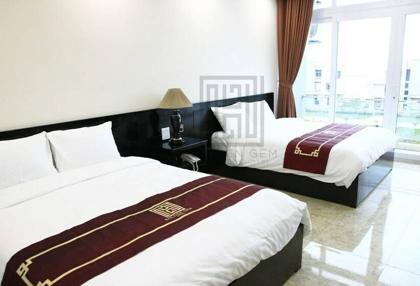 اتاق اجرایی, Golden Gem Tuan Chau