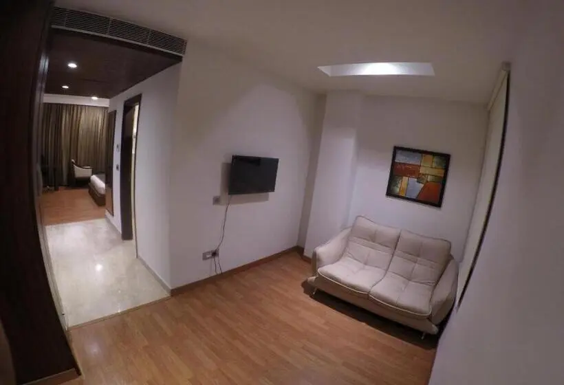 Suite, Imperia Suites