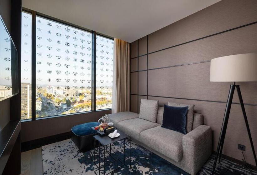 سوییت جونیور, Intercontinental   Ljubljana, An Ihg