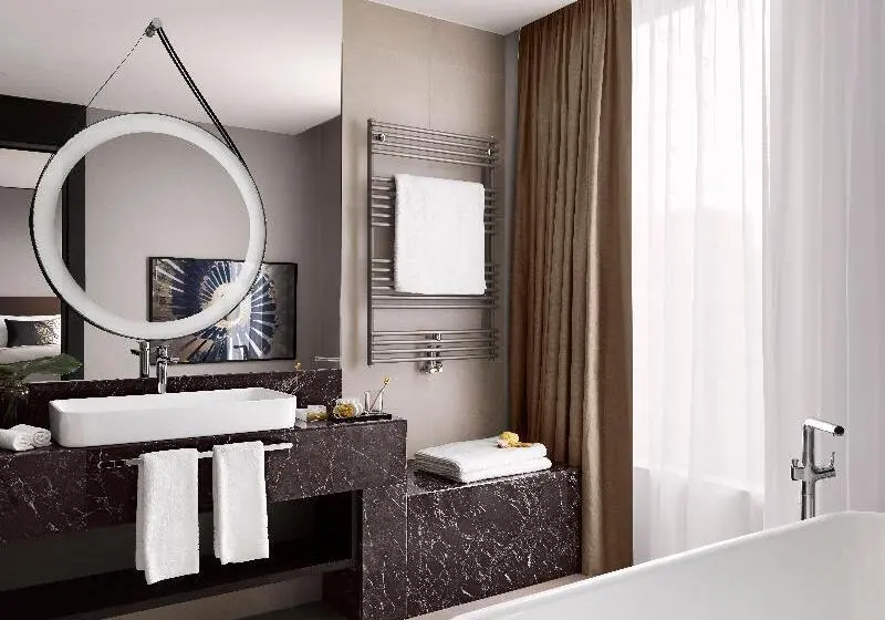 اتاق لوکس با تخت بزرگ, Intercontinental   Ljubljana, An Ihg