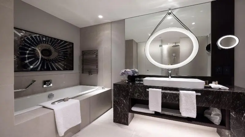اتاق کلاب, Intercontinental   Ljubljana, An Ihg