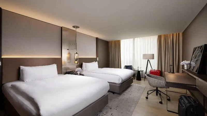 اتاق کلاب, Intercontinental   Ljubljana, An Ihg