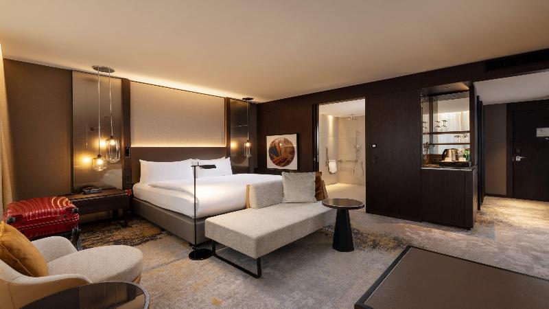 اتاق استاندارد با تخت بزرگ برای معلولان, Intercontinental   Ljubljana, An Ihg