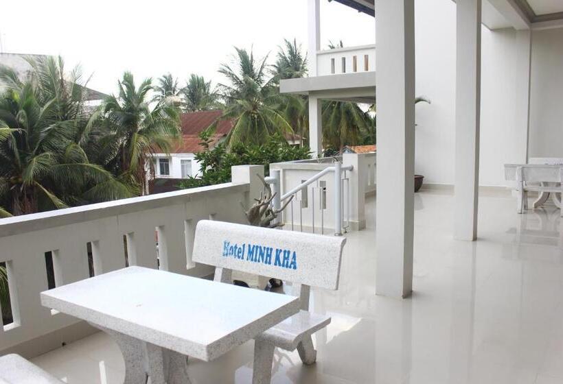 اتاق استاندارد چهارنفره با بالکن, Minh Kha