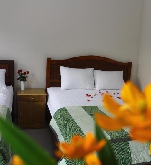 اتاق استاندارد چهارنفره با بالکن, Minh Kha