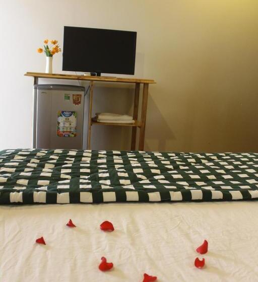 اتاق سوپریور, Minh Kha