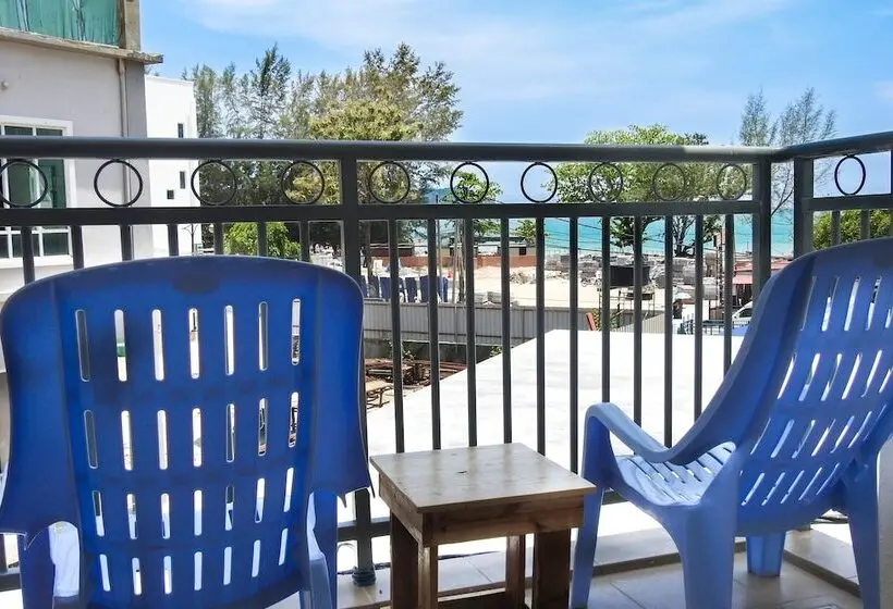 استودیوی استاندارد با چشم‌انداز دریا, Paretto Seaview