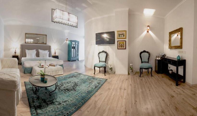 جناح إدارى, Tempo Boutique