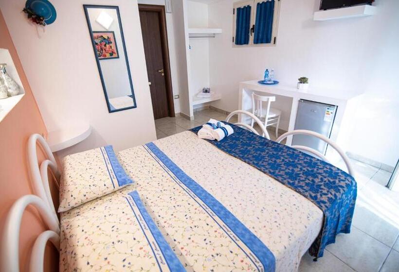 חדר דלוקס נוף לגינה, B&b Villaggio Regina