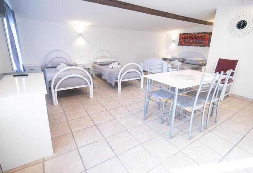 חדר משפחתי, B&b Villaggio Regina