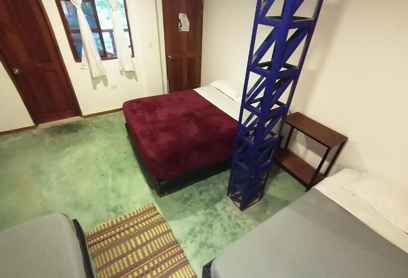 4인용 스탠다드 룸, Colores De La Sierra