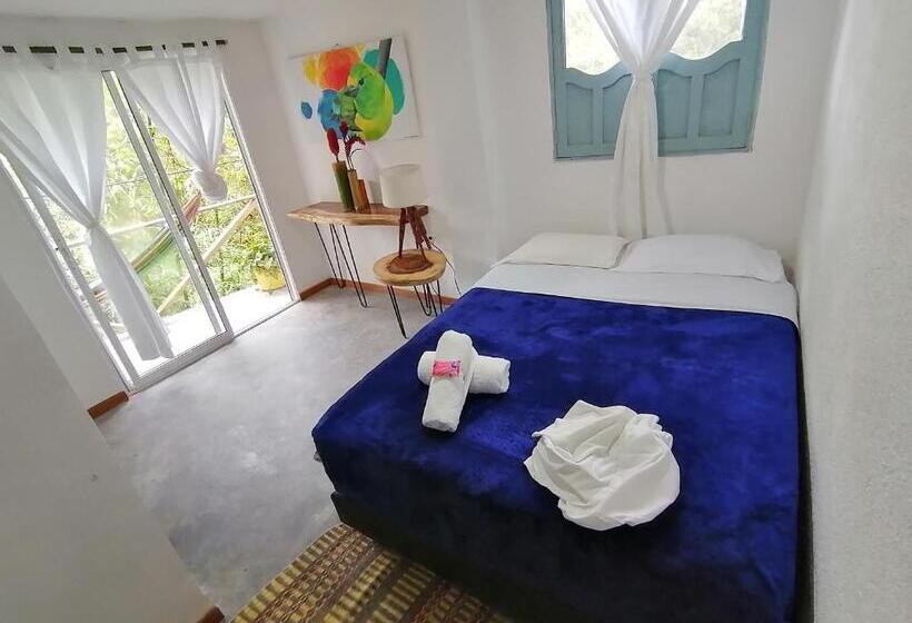 스탠다드 발코니 룸, Colores De La Sierra