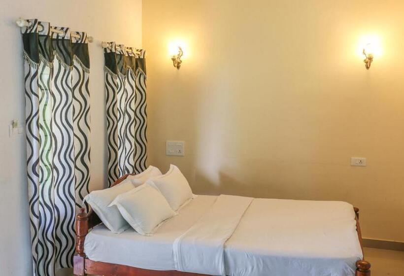 Quarto Estandar Primeiro Andar, Rock Haven Wayanad