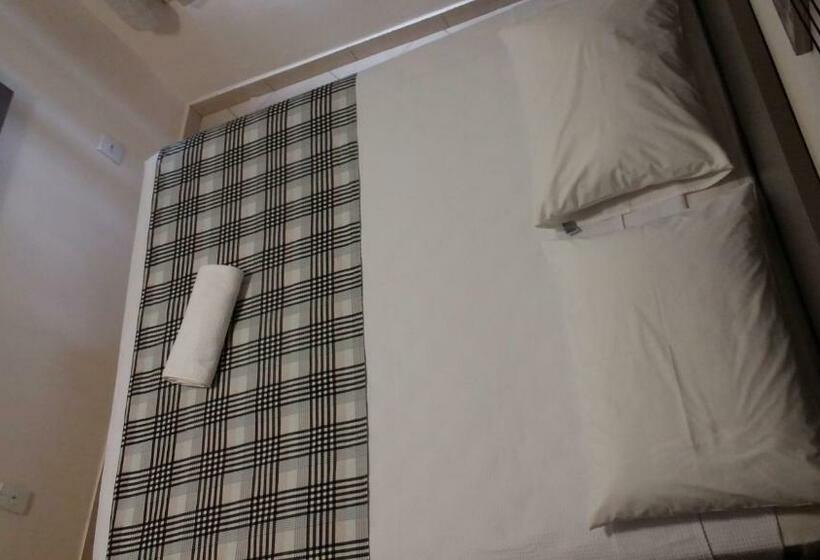 Quarto Estandar, Alfon