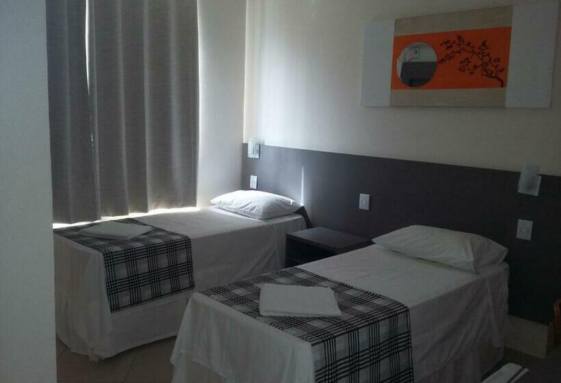 Quarto Estandar, Alfon