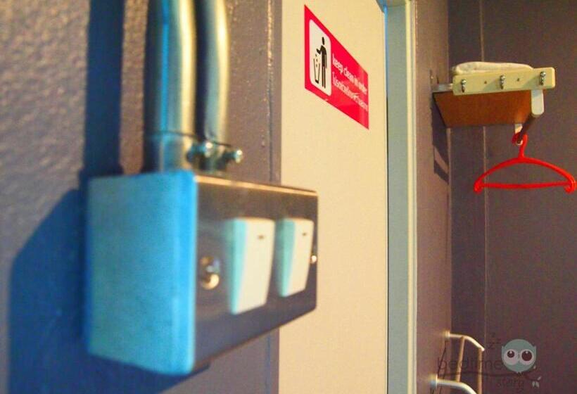 スタンダードルーム, Bedtime Story