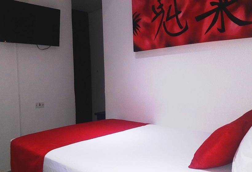 חדר סטנדרט יחיד, Cafe Plaza