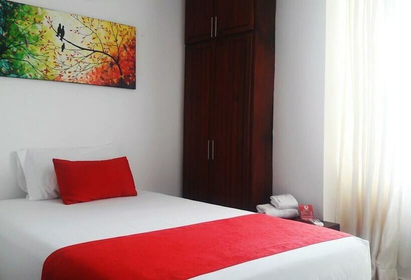 חדר סטנדרט יחיד, Cafe Plaza