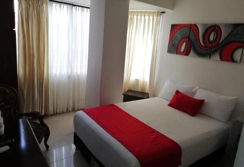 חדר אקונומי, Cafe Plaza