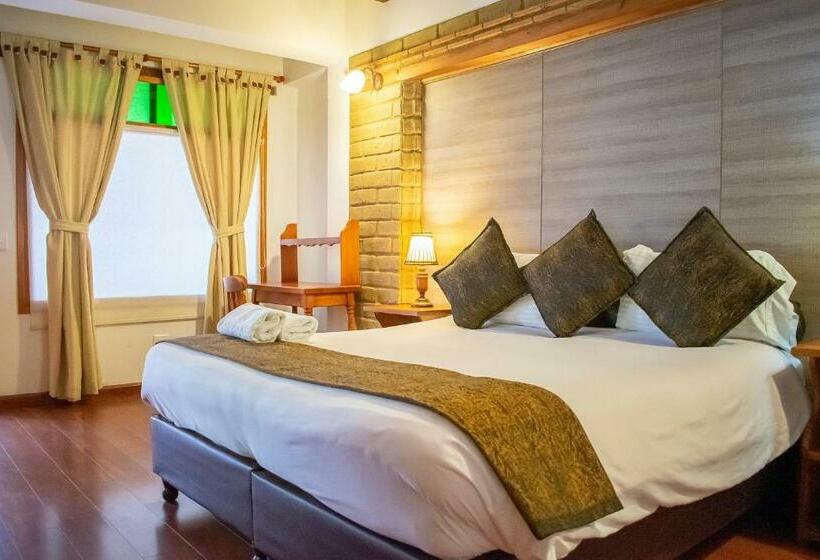 Номер Стандарт Внутренний, El Giro