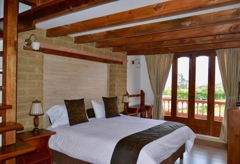 Четырехместный Номер Стандарт, El Giro