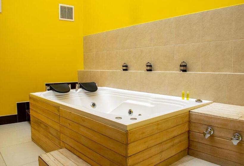 Люкс с гидромассажем, El Giro