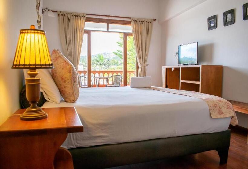 Номер Deluxe с Балконом, El Giro